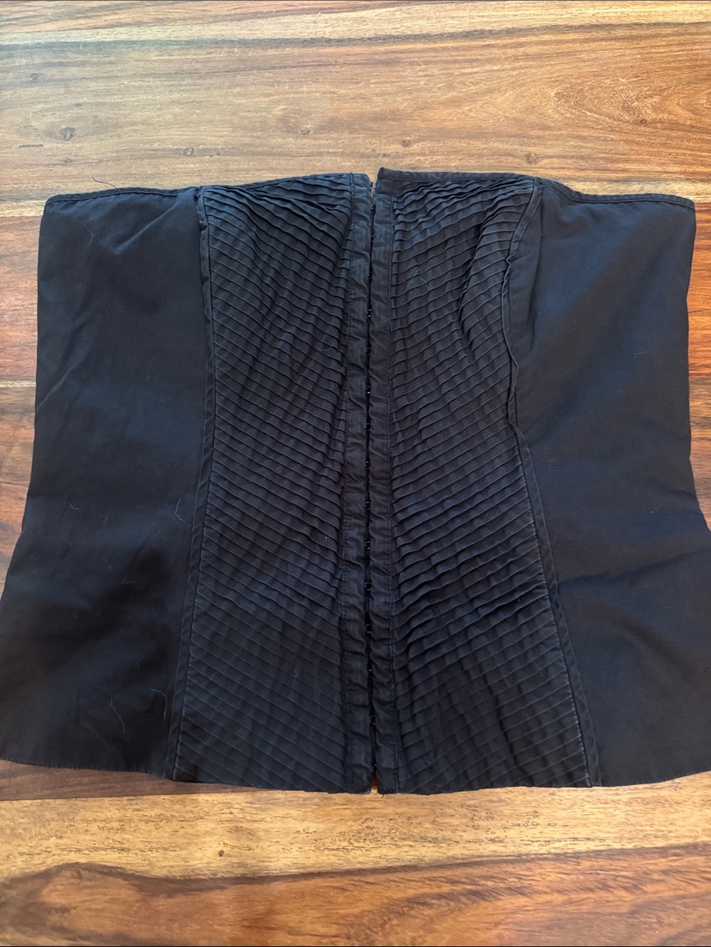 White House Black Market Black Strapless Pleated Bustier Top. Size 8.